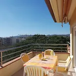 Spacious And Bright Flat Downtown And Beaches - Swimming Pool
