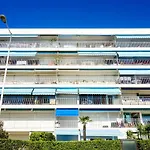 Apartment Laperouse