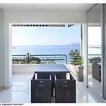 Beautiful Modern Apartment In La Croisette With Sea View