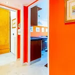 Churchill Apartment - Sea View - Parking