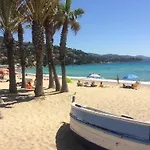 Apartment With One Bedroom In Le Lavandou, With Wonderful Mountain Vie
