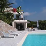 La Detente