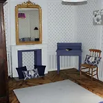 Maison De Famille