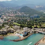 Cannes Marina Golf