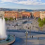 Le Palace