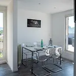 Le Vallat Vue Mer Cassis Terrasse Privative Spa Jacuzzi Barbecue Calanques