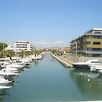 Au Coeur De Port Frejus - T2 30 M² - Tout A Pied