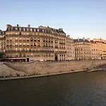 Balconies - Ile Saint-Louis