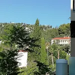 F1 Avec Garage