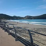 Chateau D'Eau Reamenage En Maison Ronde Proche De La Plage Et Du Castellet