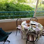 Plage Et Jardin En Centre Ville