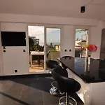 Gorgeous One-Bedroom Apartment With Terrace And Sea View -Stayinantibes- Bijou Plage