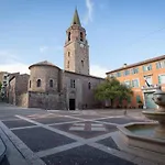 Formidable Studio Au Coeur Historique De Frejus