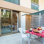 Eden Park Apartment
