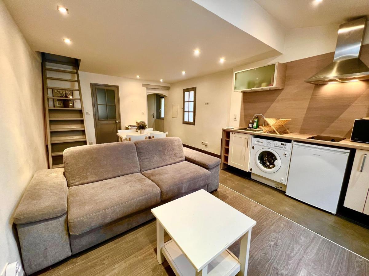 Superbe 2p Mezzanine Au Coeur Du Vieil Appartamento Antibes