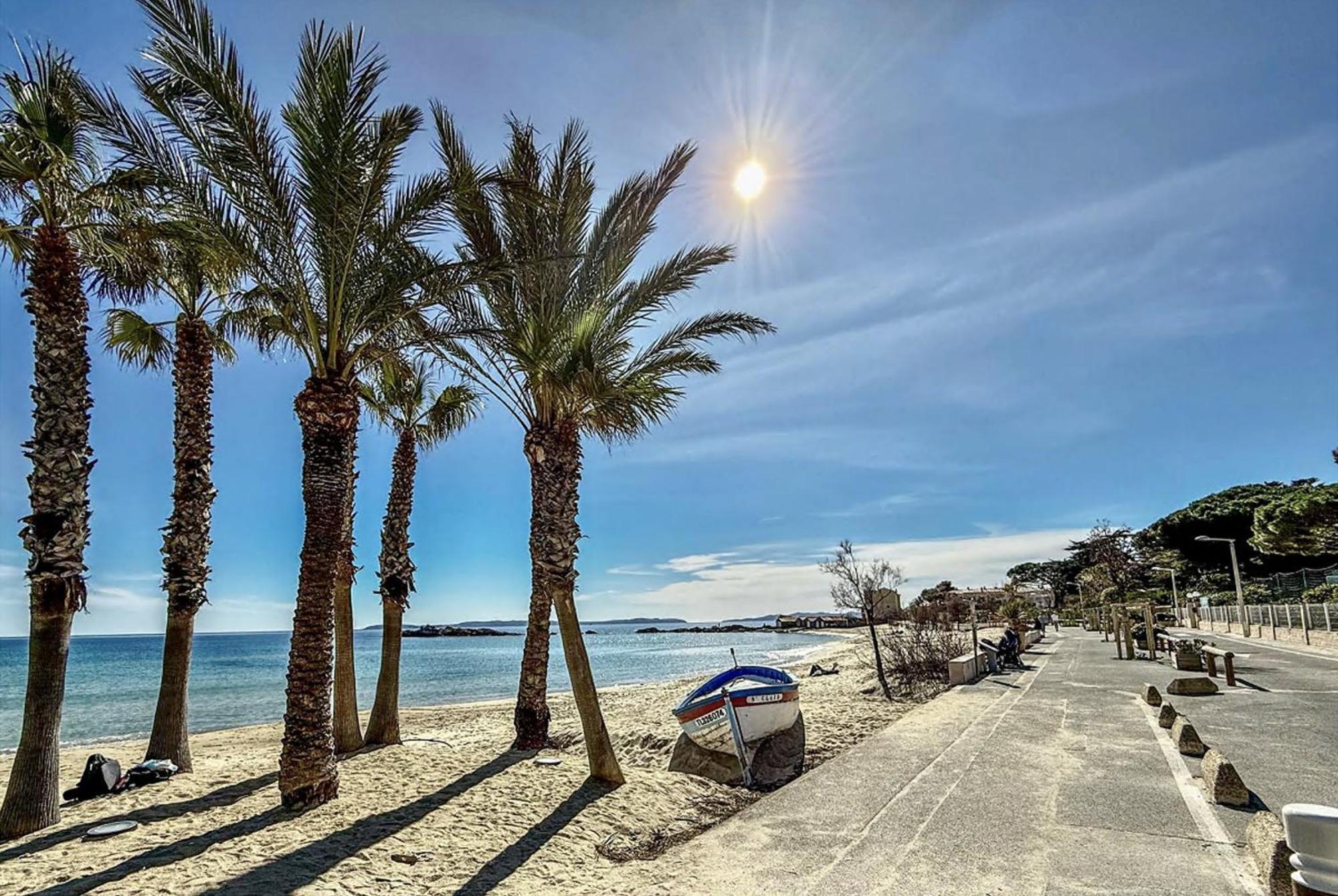 Pour 6 Personnes , De Saint Clair Apartment