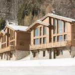 Nice Chalet With Fireplace In Megeve