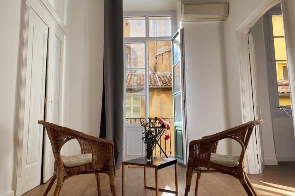 Homelivia, Vieux Nice, De Charme, Clim Balcon Апартаменты Ницца
