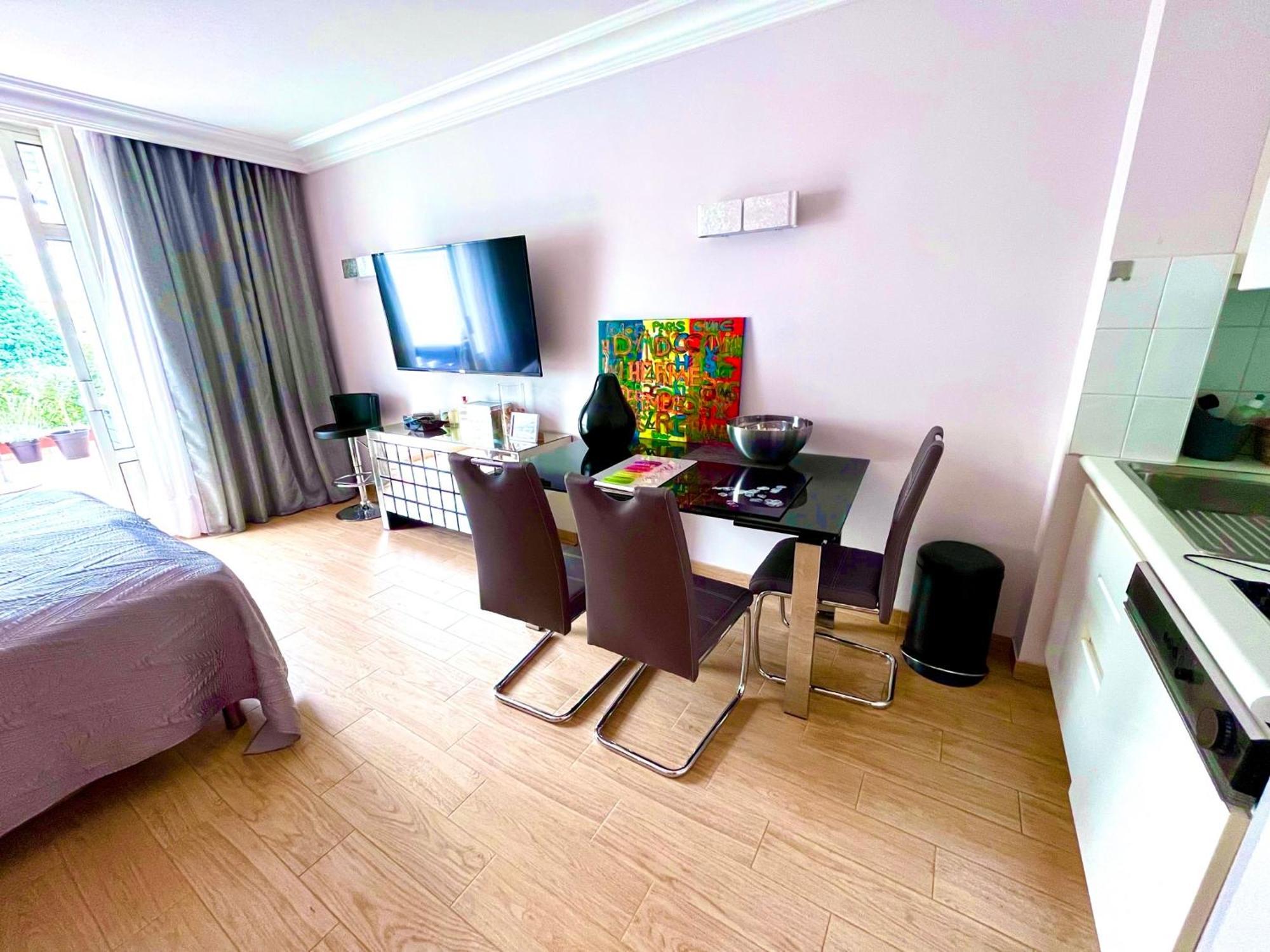 New - Cosy & In Palais Miramar Apartmán *