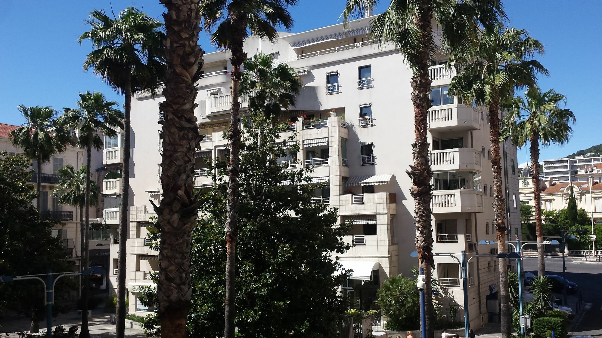 Modern Deluxe Two-bedroom Apartament Cannes